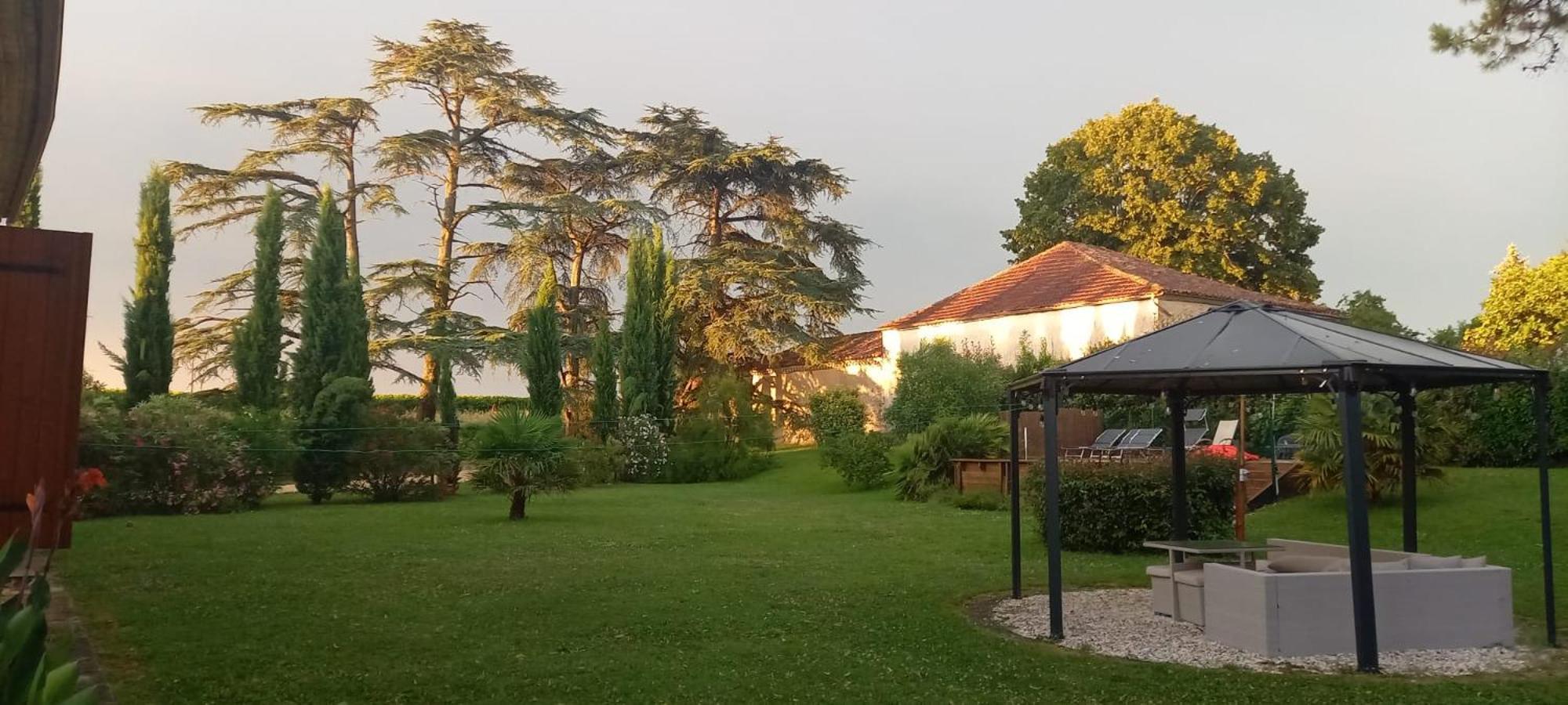 La Metairie Du Clos Saint Louis 蒙特利尔 外观 照片